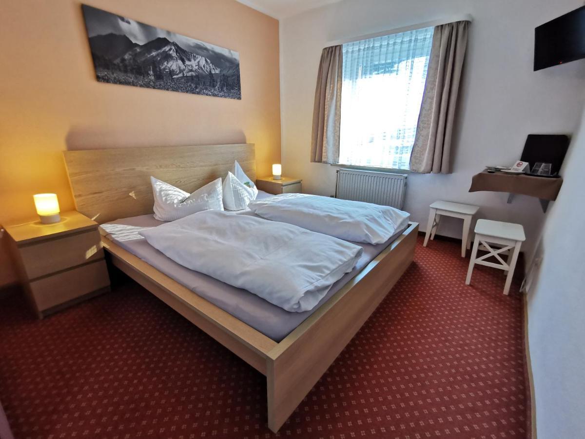 Hotel Garni Post Грайнау Экстерьер фото